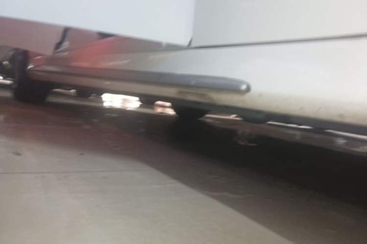 Used Mercedes-Benz C-Class 2018 C 200 L Sport Edition Right Side Sill
