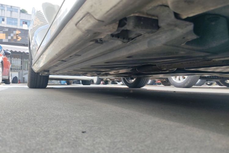 Used Mercedes-Benz C-Class 2018 C 200 L Sport Edition Right Side Sill