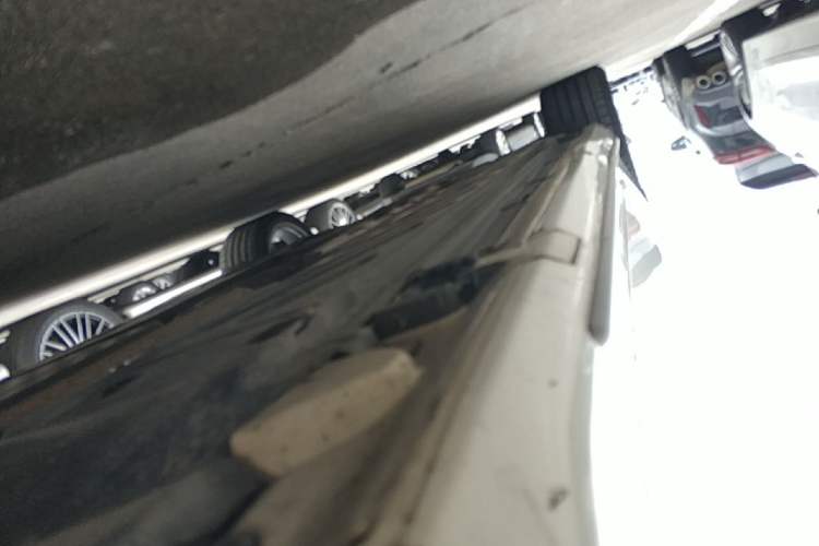Used Mercedes-Benz C-Class 2018 C 200 L Sport Edition Achievement Special Edition Right Side Sill