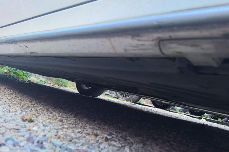 Used Mercedes-Benz C-Class 2018 C 180 L Fashion Edition Sport Version Right Side Sill