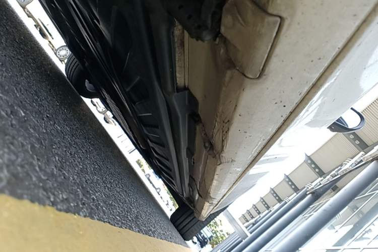 Used Mercedes-Benz C-Class 2018 C 200 Coupe Right Side Sill