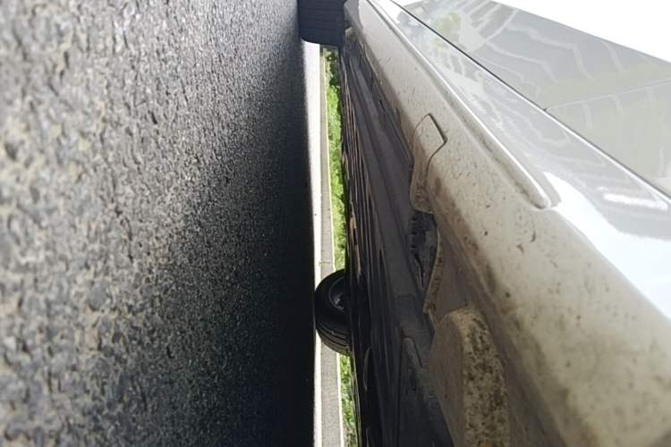 Used Mercedes-Benz C-Class 2018 C 200 Sport Edition Right Side Sill