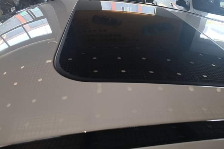 Used Mercedes-Benz C-Class 2018 C 200 Sport Edition Roof