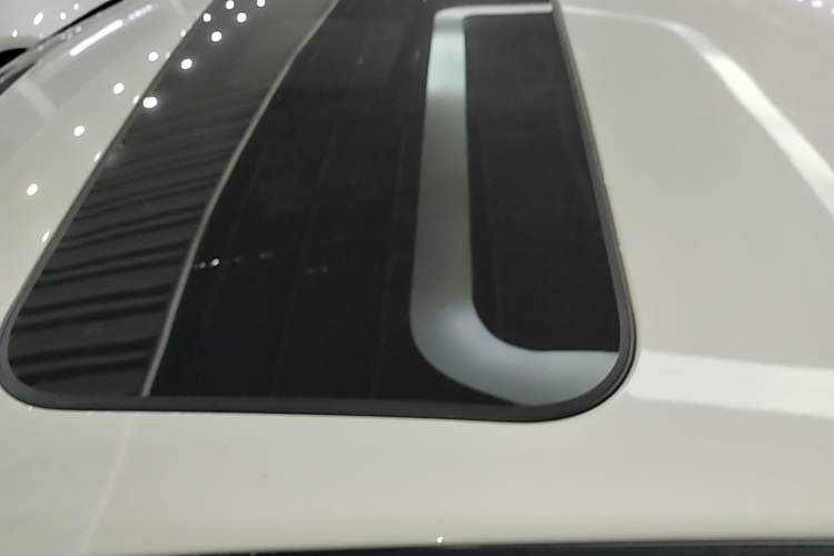 Used Mercedes-Benz C-Class 2018 C 200 Sport Edition Roof