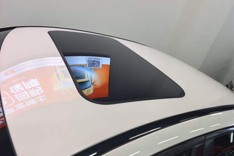 Used Mercedes-Benz C-Class 2018 C 200 Sport Edition Roof