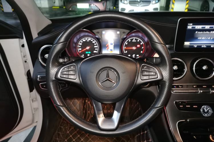 Used Mercedes-Benz C-Class 2018 C 180 L Fashion Edition Sport Version Steering Wheel