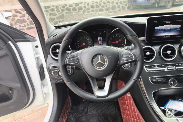 Used Mercedes-Benz C-Class 2018 C 200 L Sport Edition Steering Wheel