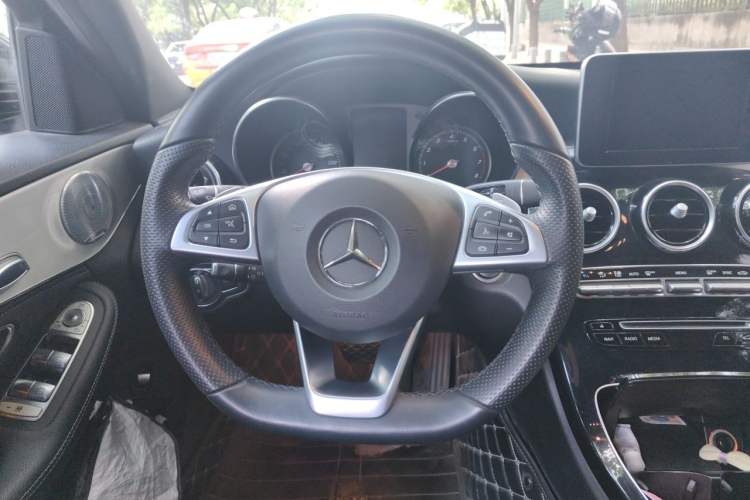 Used Mercedes-Benz C-Class 2018 C 200 Achievement Special Edition Steering Wheel