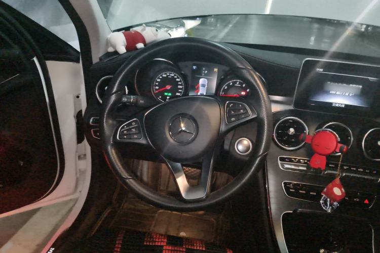 Used Mercedes-Benz C-Class 2018 C 200 L Sport Edition Steering Wheel