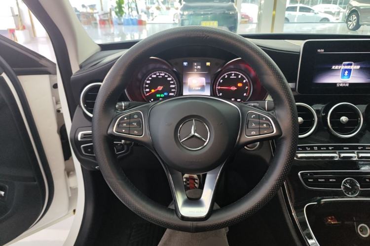 Used Mercedes-Benz C-Class 2018 C 180 L Fashion Edition Sport Version Steering Wheel