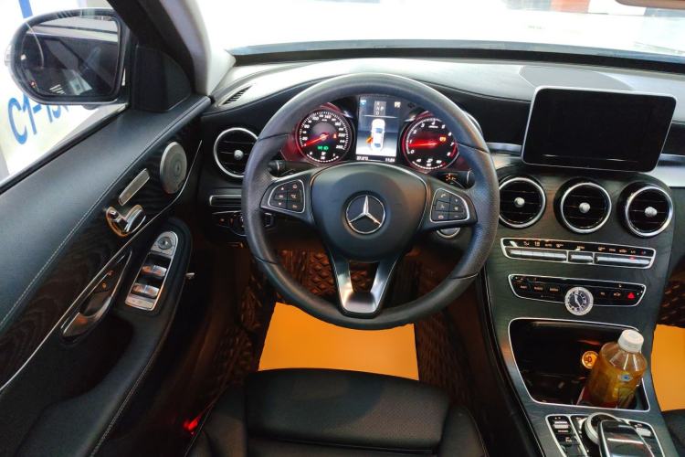 Used Mercedes-Benz C-Class 2018 C 200 L Sport Edition Steering Wheel