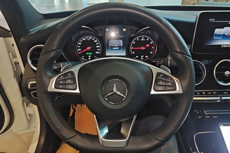 Used Mercedes-Benz C-Class 2018 C 200 Sport Edition Steering Wheel