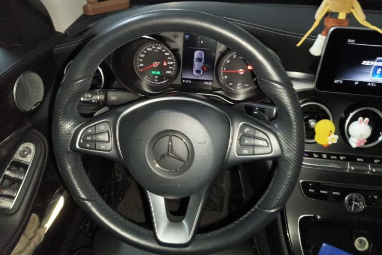 Used Mercedes-Benz C-Class 2018 C 180 L Fashion Edition Sport Version Steering Wheel