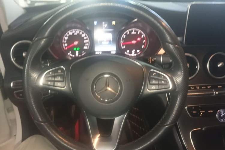 Used Mercedes-Benz C-Class 2018 C 200 L Sport Edition Steering Wheel