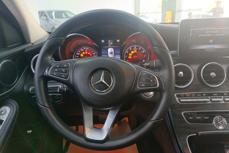 Used Mercedes-Benz C-Class 2018 C 200 L Sport Edition Steering Wheel