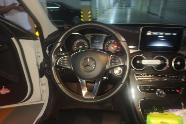 Used Mercedes-Benz C-Class 2018 C 200 L Sport Edition Steering Wheel