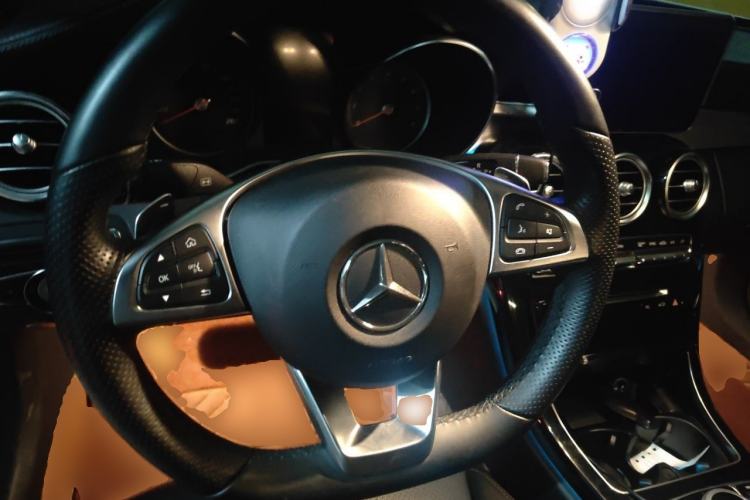 Used Mercedes-Benz C-Class 2018 C 200 4MATIC Coupe Steering Wheel