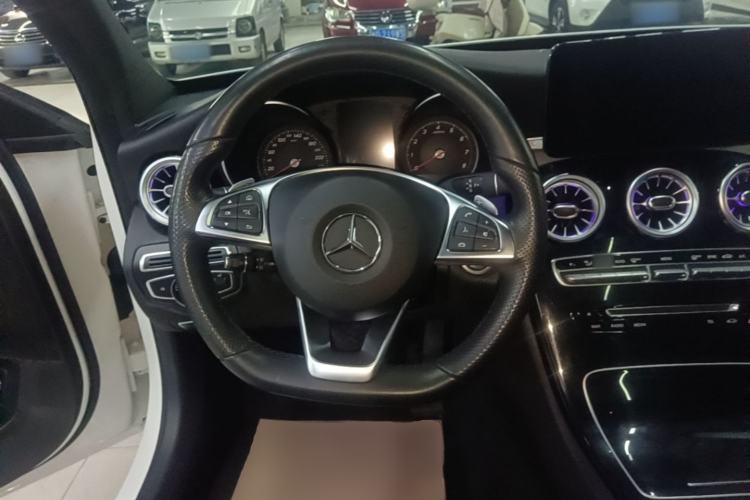 Used Mercedes-Benz C-Class 2018 C 200 Sport Edition Steering Wheel
