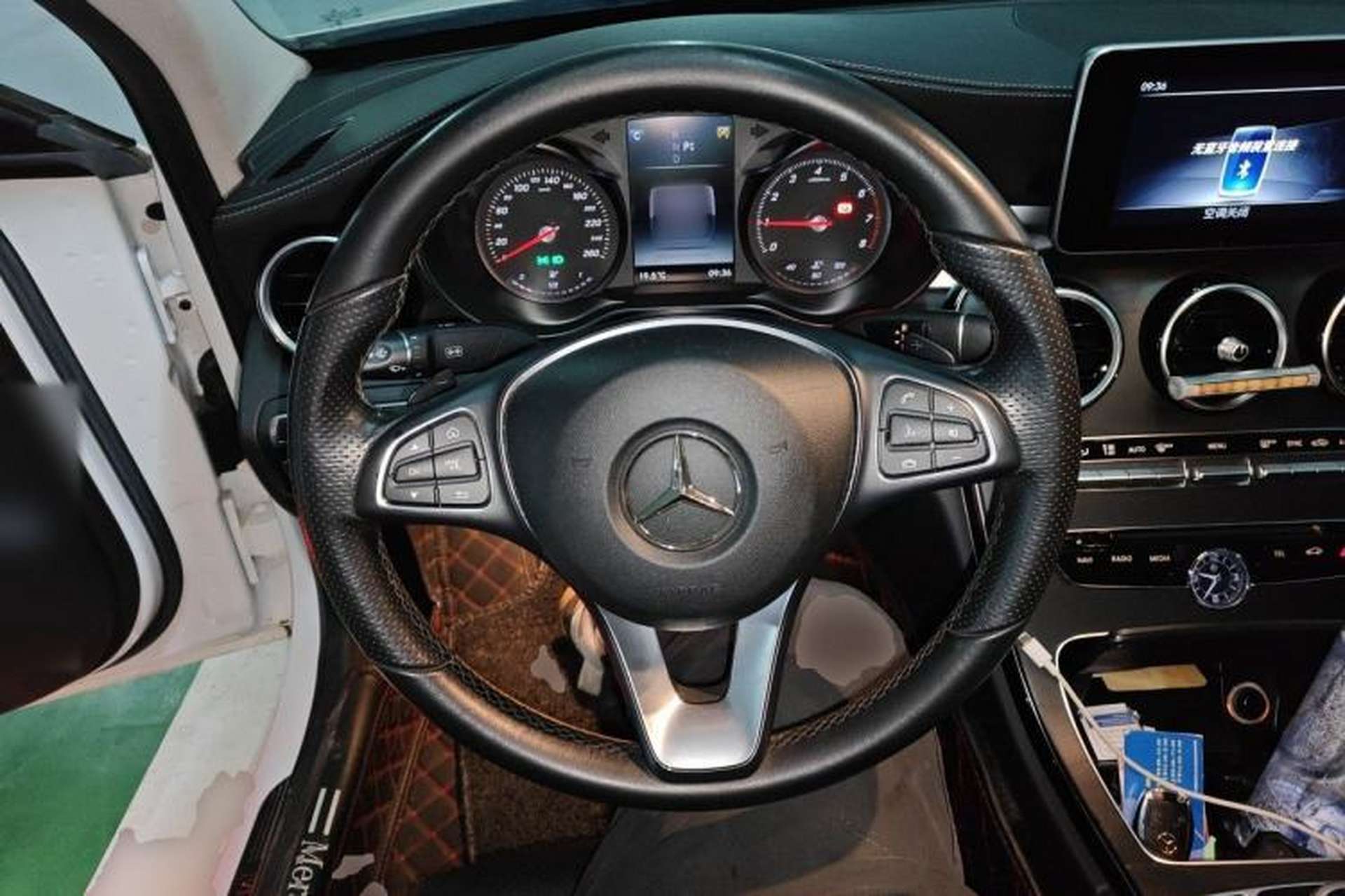 Used Mercedes-Benz C-Class 2018 C 180 L Fashion Edition Sport Version Steering Wheel