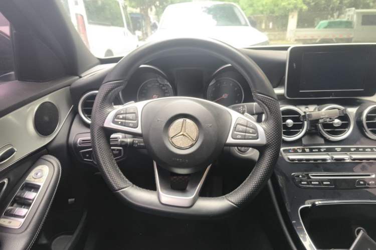 Used Mercedes-Benz C-Class 2018 C 200 Sport Edition Steering Wheel