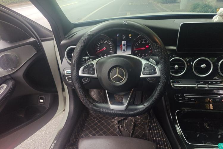 Used Mercedes-Benz C-Class 2018 C 200 Sport Edition Steering Wheel