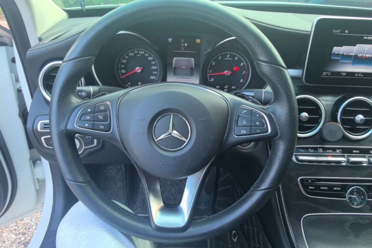 Used Mercedes-Benz C-Class 2018 C 180 L Fashion Edition Sport Version Steering Wheel
