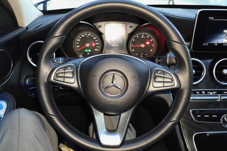 Used Mercedes-Benz C-Class 2018 C 180 L Fashion Edition Sport Version Steering Wheel
