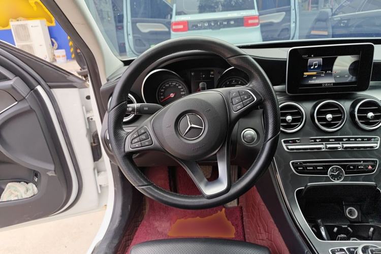 Used Mercedes-Benz C-Class 2018 C 180 L Fashion Edition Sport Version Steering Wheel