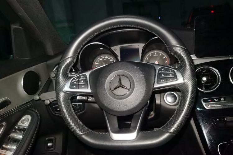 Used Mercedes-Benz C-Class 2018 C 200 Sport Edition Steering Wheel