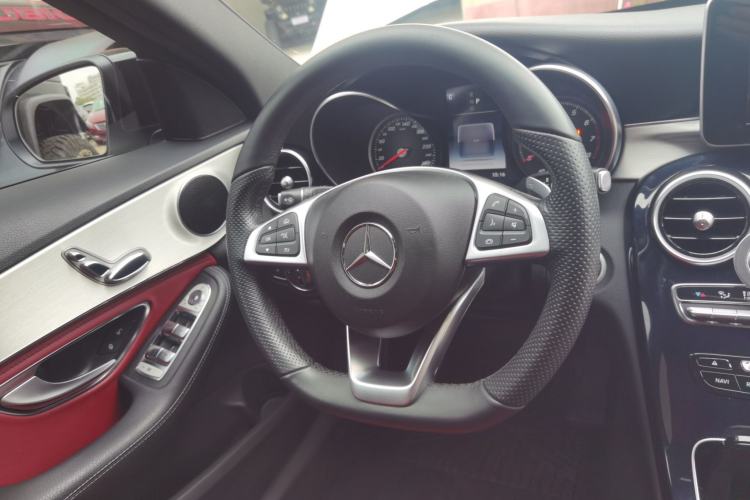 Used Mercedes-Benz C-Class 2018 C 200 Sport Edition Steering Wheel