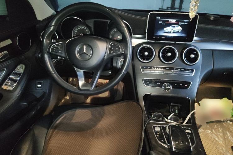Used Mercedes-Benz C-Class 2018 C 200 L Sport Edition Steering Wheel