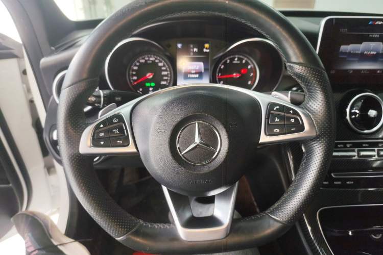 Used Mercedes-Benz C-Class 2018 C 200 Sport Edition Steering Wheel