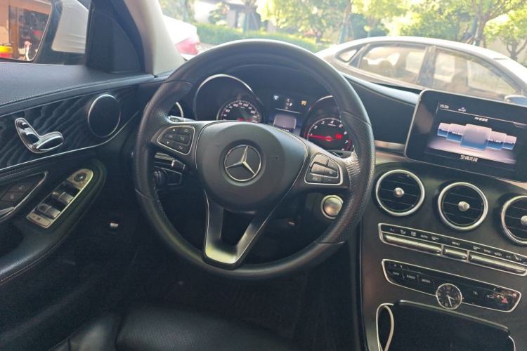 Used Mercedes-Benz C-Class 2018 C 180 L Fashion Edition Sport Version Steering Wheel