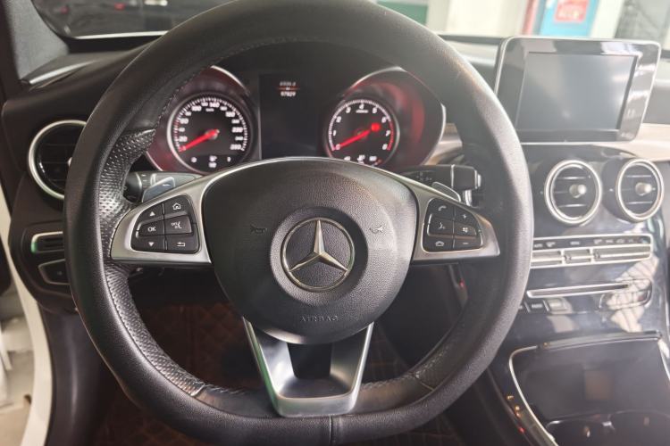 Used Mercedes-Benz C-Class 2018 C 200 Sport Edition Steering Wheel