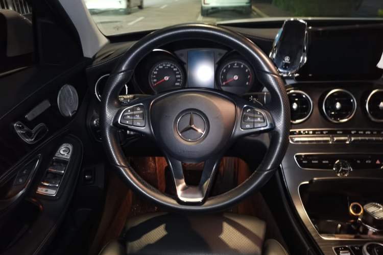 Used Mercedes-Benz C-Class 2018 C 200 L Sport Edition Achievement Special Edition Steering Wheel