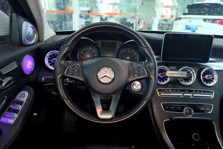 Used Mercedes-Benz C-Class 2018 C 180 L Fashion Edition Sport Version Steering Wheel