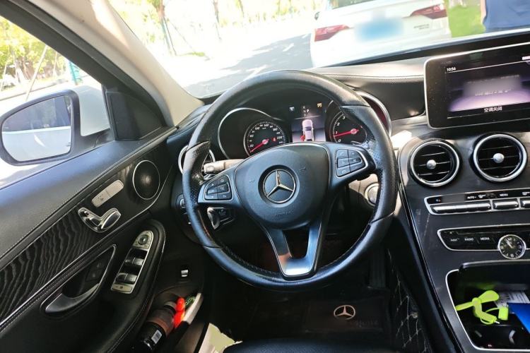 Used Mercedes-Benz C-Class 2018 C 200 L Sport Edition Steering Wheel