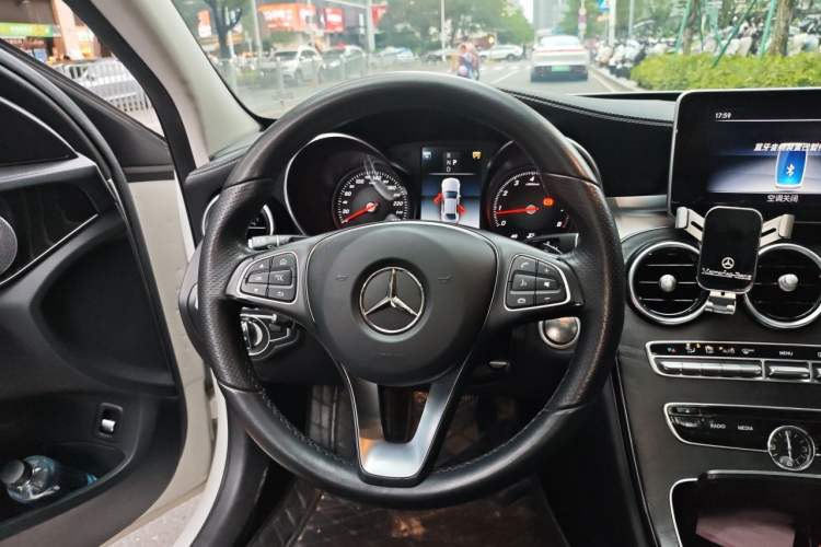 Used Mercedes-Benz C-Class 2018 C 200 L Sport Edition Steering Wheel