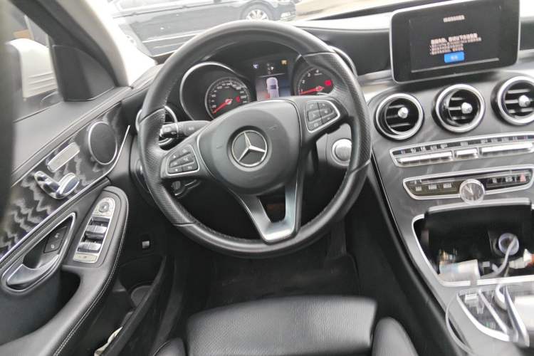 Used Mercedes-Benz C-Class 2018 C 200 L Sport Edition Steering Wheel