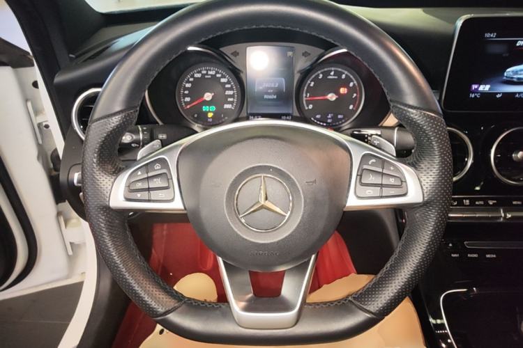 Used Mercedes-Benz C-Class 2018 C 200 Sport Edition Steering Wheel