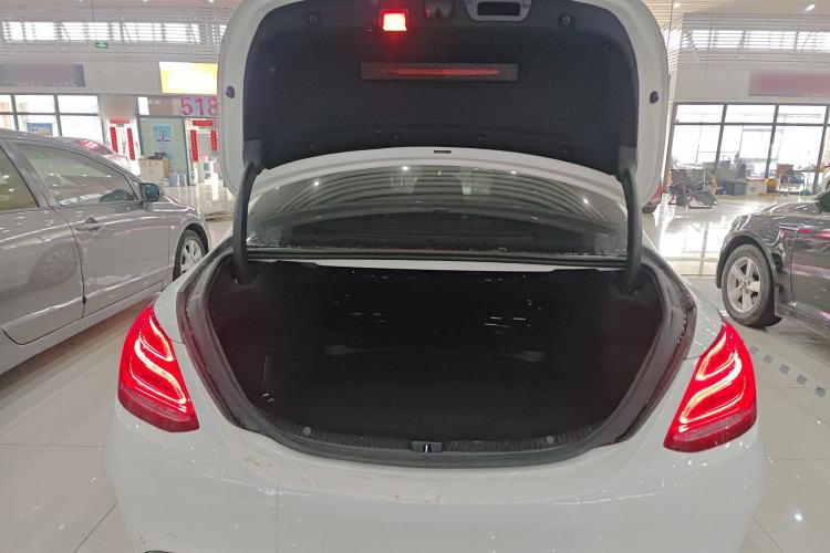 Used Mercedes-Benz C-Class 2018 C 180 L Fashion Edition Sport Version Trunk