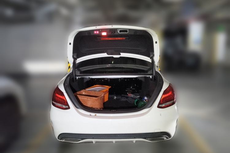 Used Mercedes-Benz C-Class 2018 C 180 L Fashion Edition Sport Version Trunk