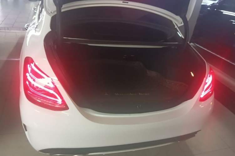 Used Mercedes-Benz C-Class 2018 C 200 L Sport Edition Trunk