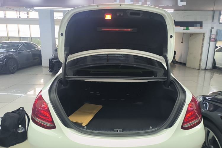 Used Mercedes-Benz C-Class 2018 C 200 L Sport Edition Trunk