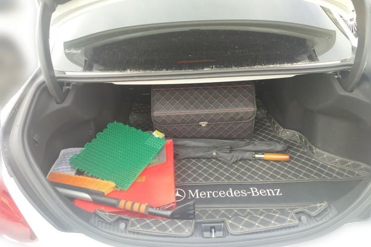 Used Mercedes-Benz C-Class 2018 C 200 Sport Edition Trunk