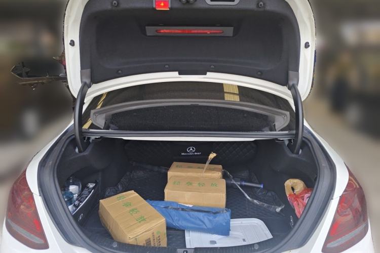 Used Mercedes-Benz C-Class 2018 C 200 Sport Edition Trunk