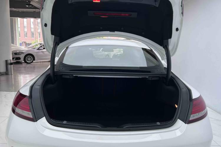 Used Mercedes-Benz C-Class 2018 C 200 Coupe Trunk