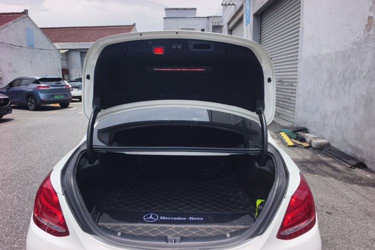 Used Mercedes-Benz C-Class 2018 C 200 Sport Edition Trunk
