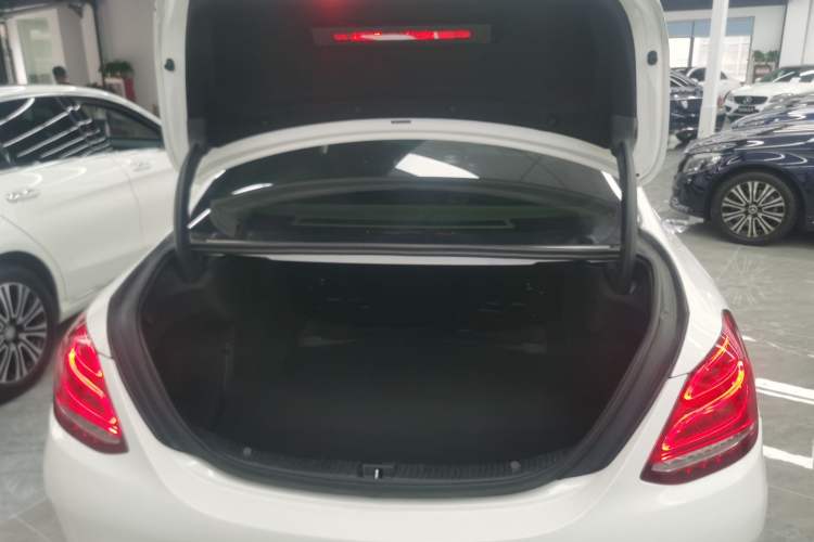 Used Mercedes-Benz C-Class 2018 C 200 L Sport Edition Trunk