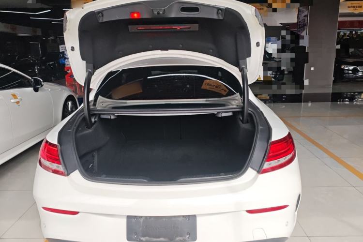 Used Mercedes-Benz C-Class 2018 C 200 4MATIC Coupe Trunk